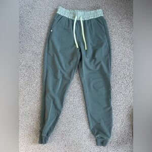 Bonsai Figs Scrub Pants